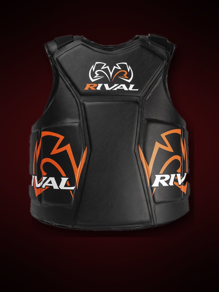 Protecteur corporel Rival noir sur fond noir