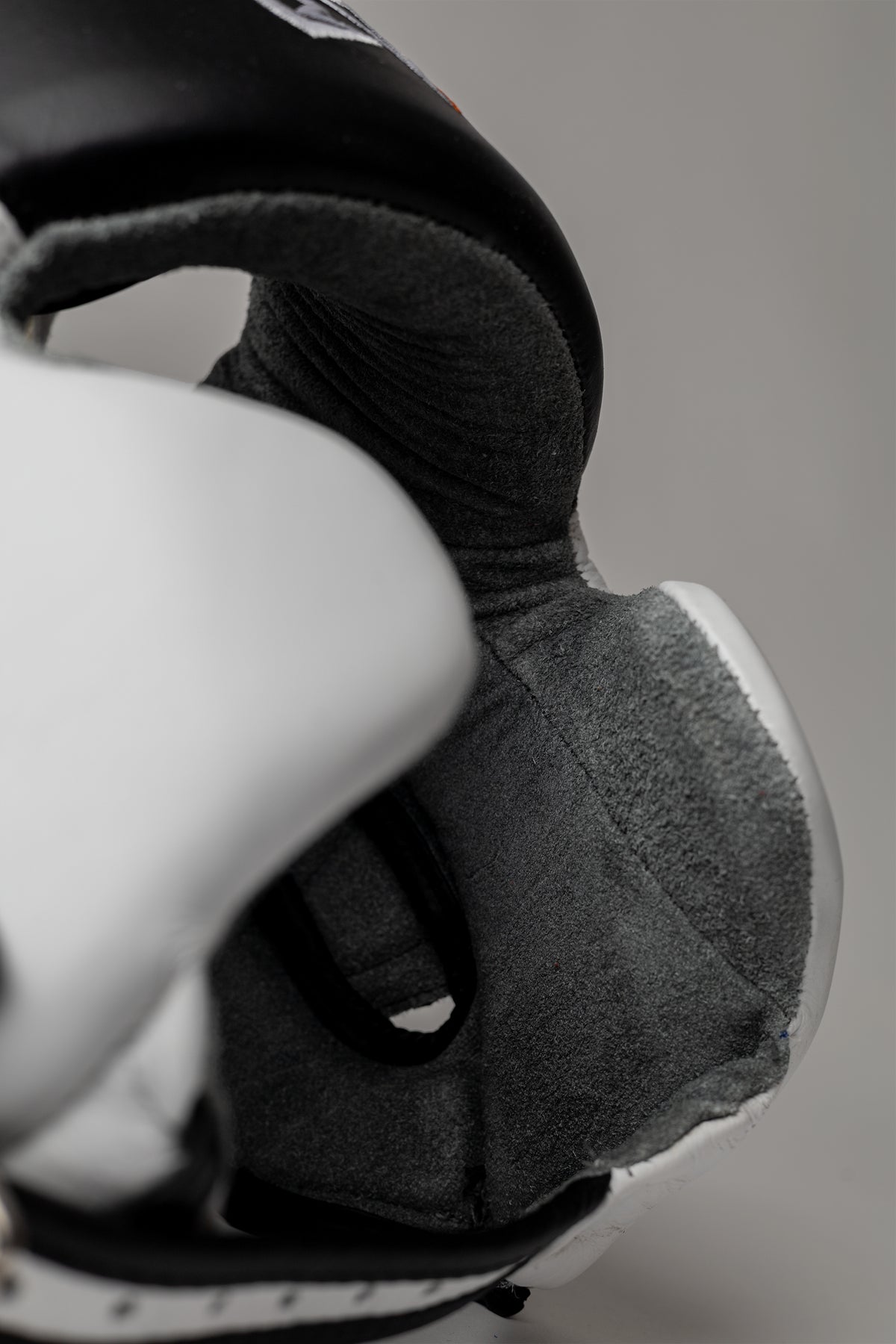 Casque de compétition amateur avec protecteurs de joues Rival RHGC2C